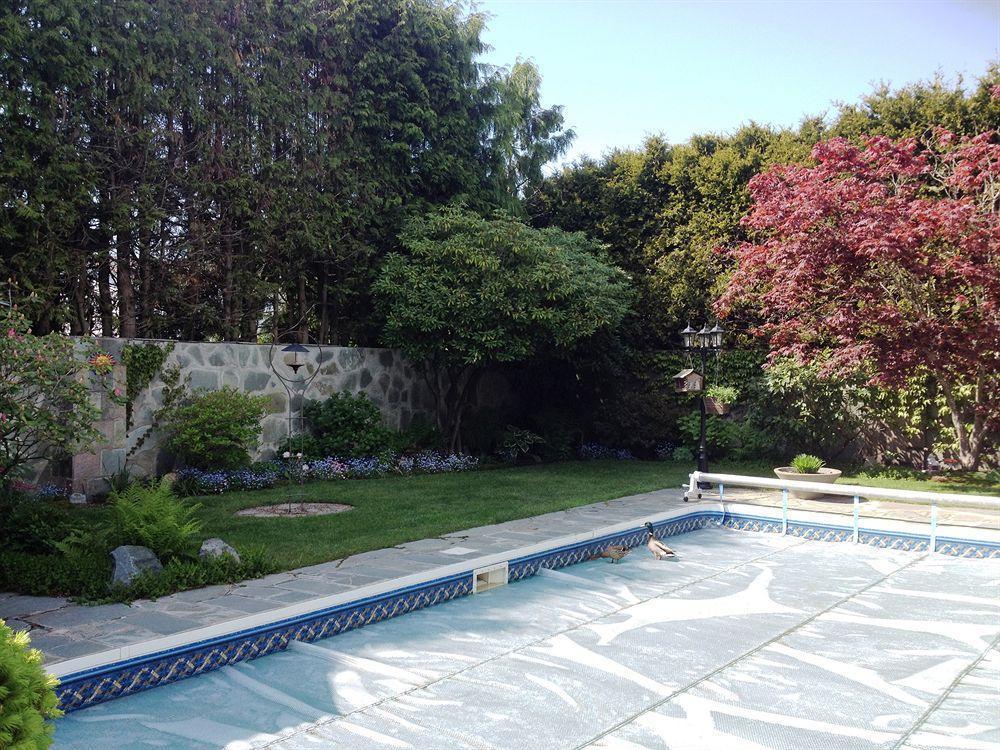 The Stone Hedge Bed And Breakfast Richmond Ngoại thất bức ảnh