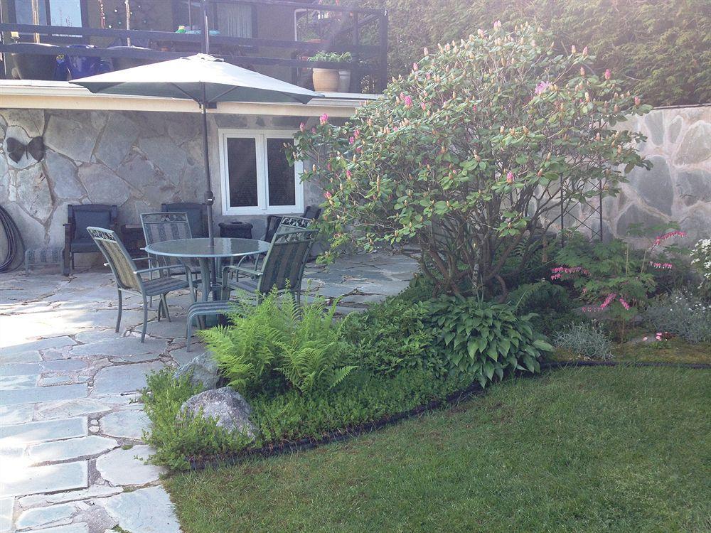 The Stone Hedge Bed And Breakfast Richmond Ngoại thất bức ảnh