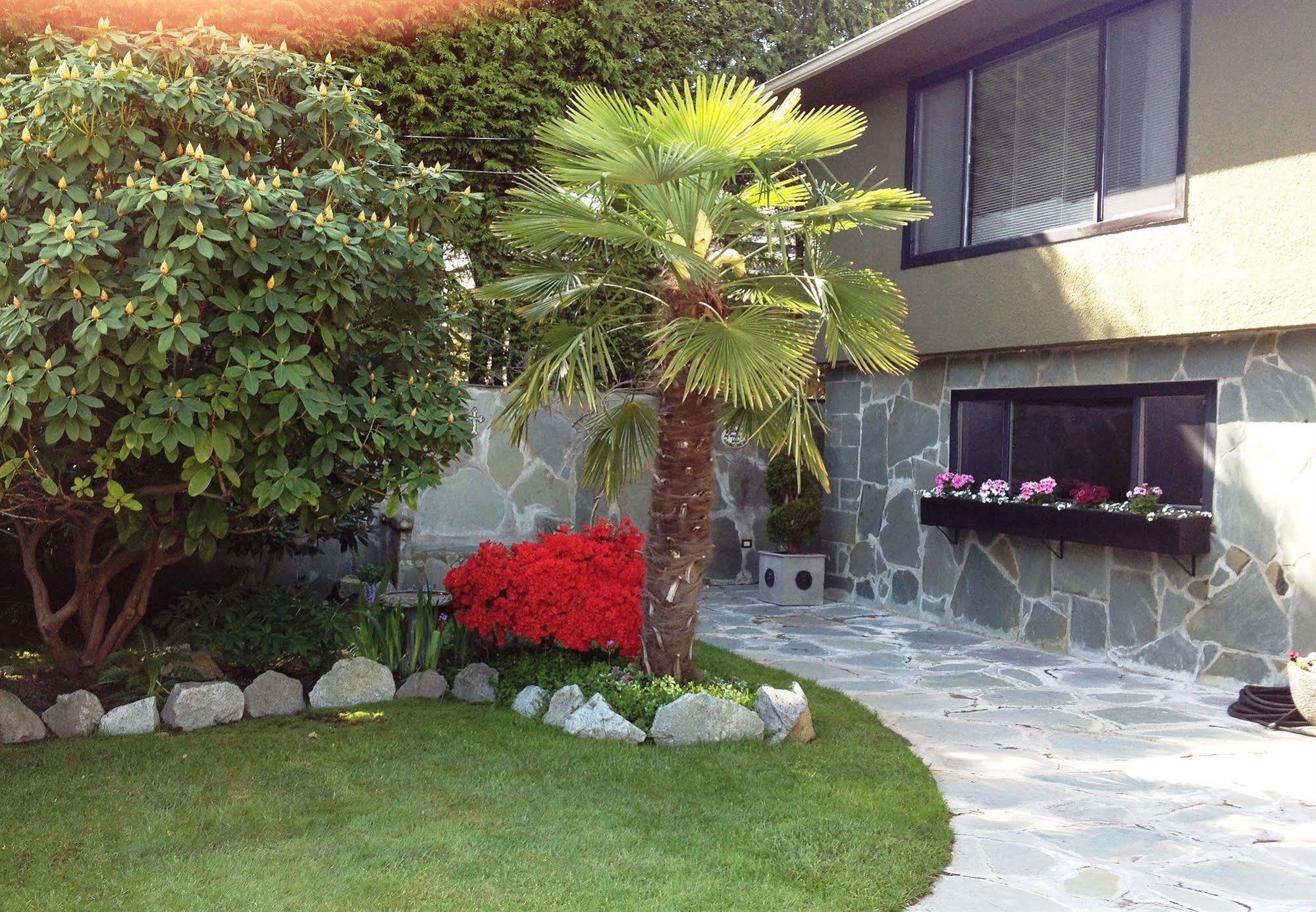The Stone Hedge Bed And Breakfast Richmond Ngoại thất bức ảnh